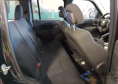 2011 Jeep Liberty Sport z USA, uszkodzony, nr VIN 1J4PP2GK9BW518261